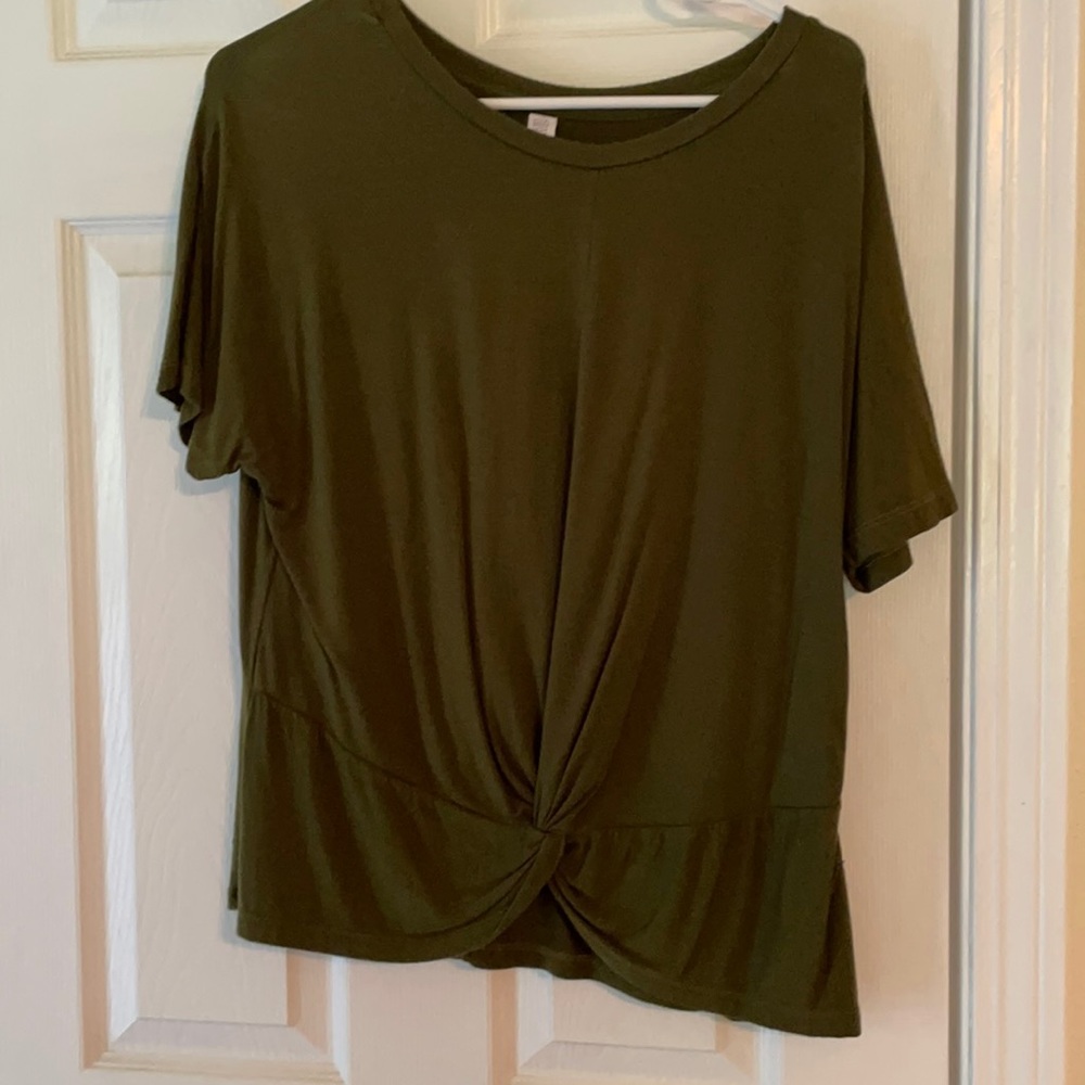Green lounge shirt